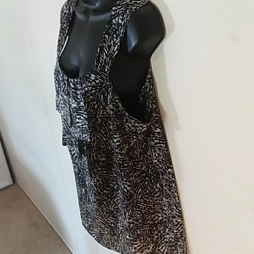 Mossimo top - Picture 3 of 4